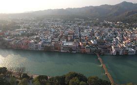 Perfectstayz Premium Ganga Heights - Ganga View Rooftop Cafe